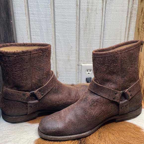 Frye Mens boots with zipper on back size 11.5 check them out very nice thanks 🙏 - Picture 8 of 11